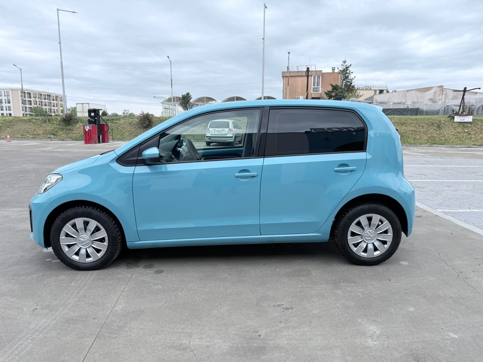VW Up, снимка 6 - Автомобили и джипове - 54627869