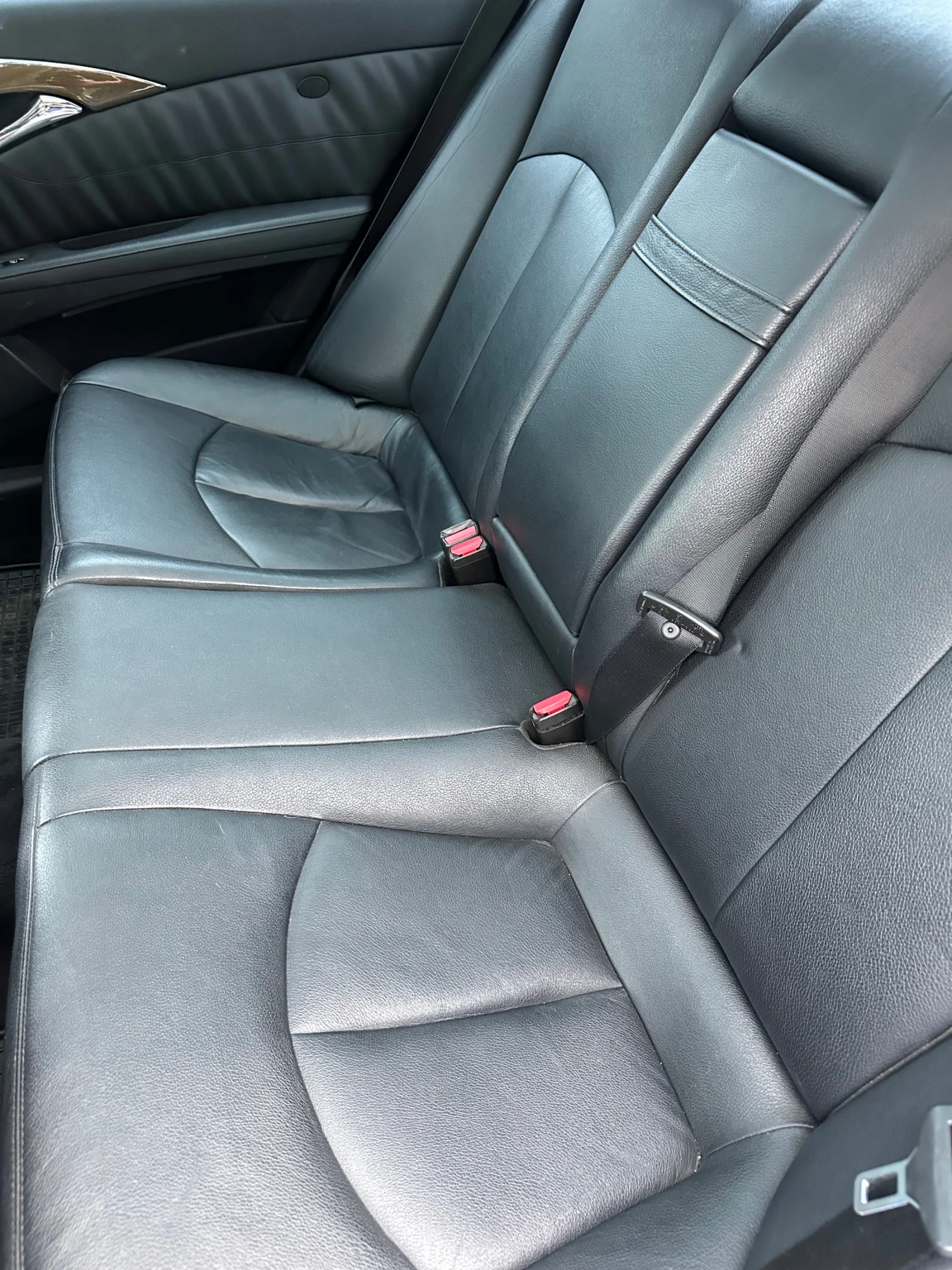Mercedes-Benz E 320, снимка 9 - Автомобили и джипове - 54794380