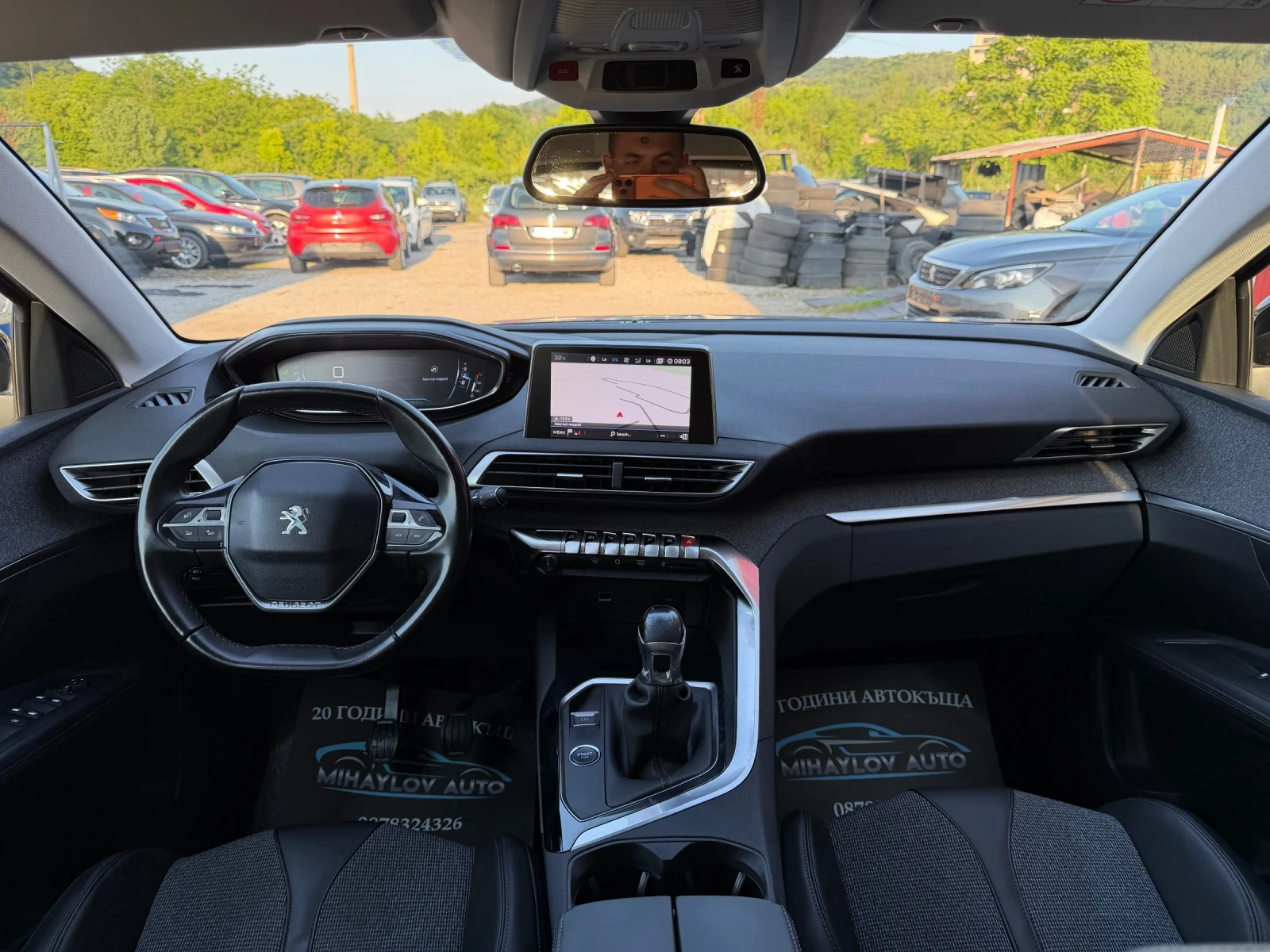 Peugeot 3008 1.5HDI КОЖА/КАМЕРА/CARPLAY/ДИГИТАЛНО ТАБЛО, снимка 10 - Автомобили и джипове - 54794792