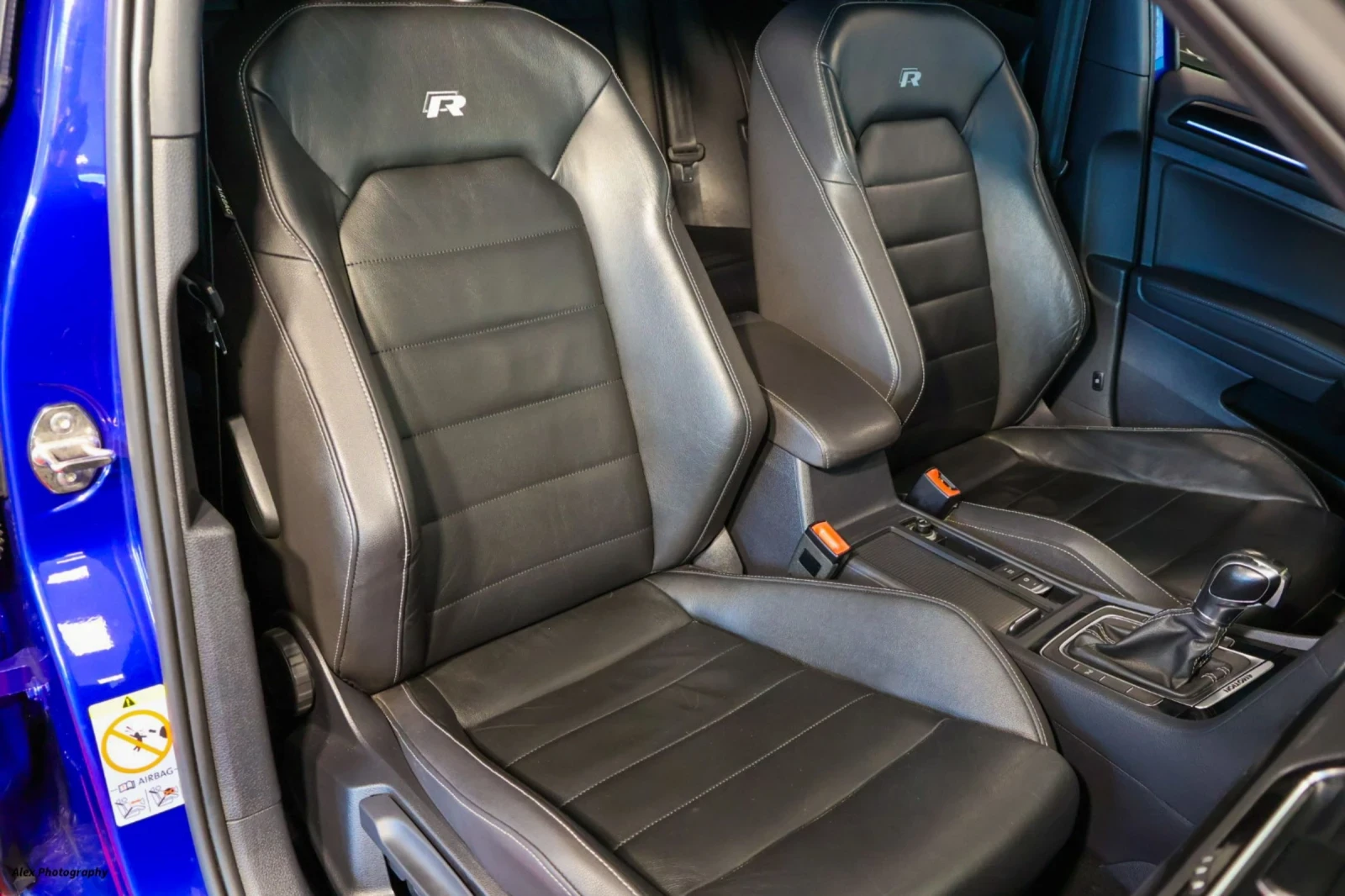 VW Golf R | 2.0TSI 300hp | DSG6 | 4Motion , снимка 11 - Автомобили и джипове - 54886847