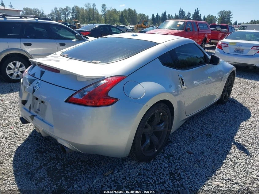 Nissan 370Z TOURING* КЛИП НА МОТОРА, снимка 4 - Автомобили и джипове - 55679491