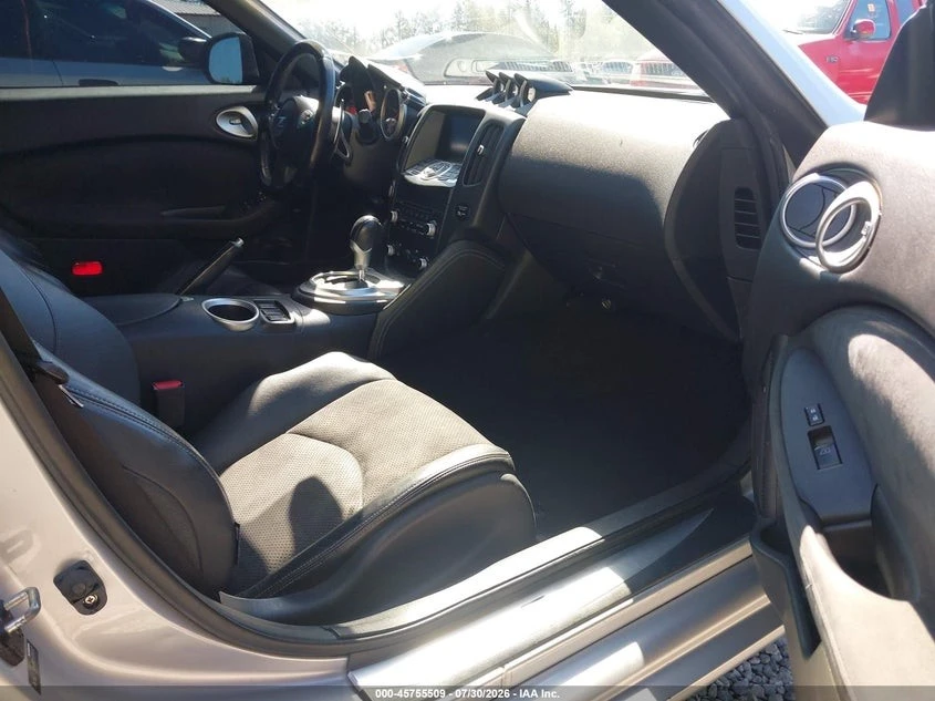 Nissan 370Z TOURING* КЛИП НА МОТОРА, снимка 16 - Автомобили и джипове - 55679491