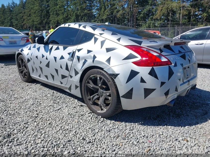 Nissan 370Z TOURING* КЛИП НА МОТОРА, снимка 3 - Автомобили и джипове - 55679491