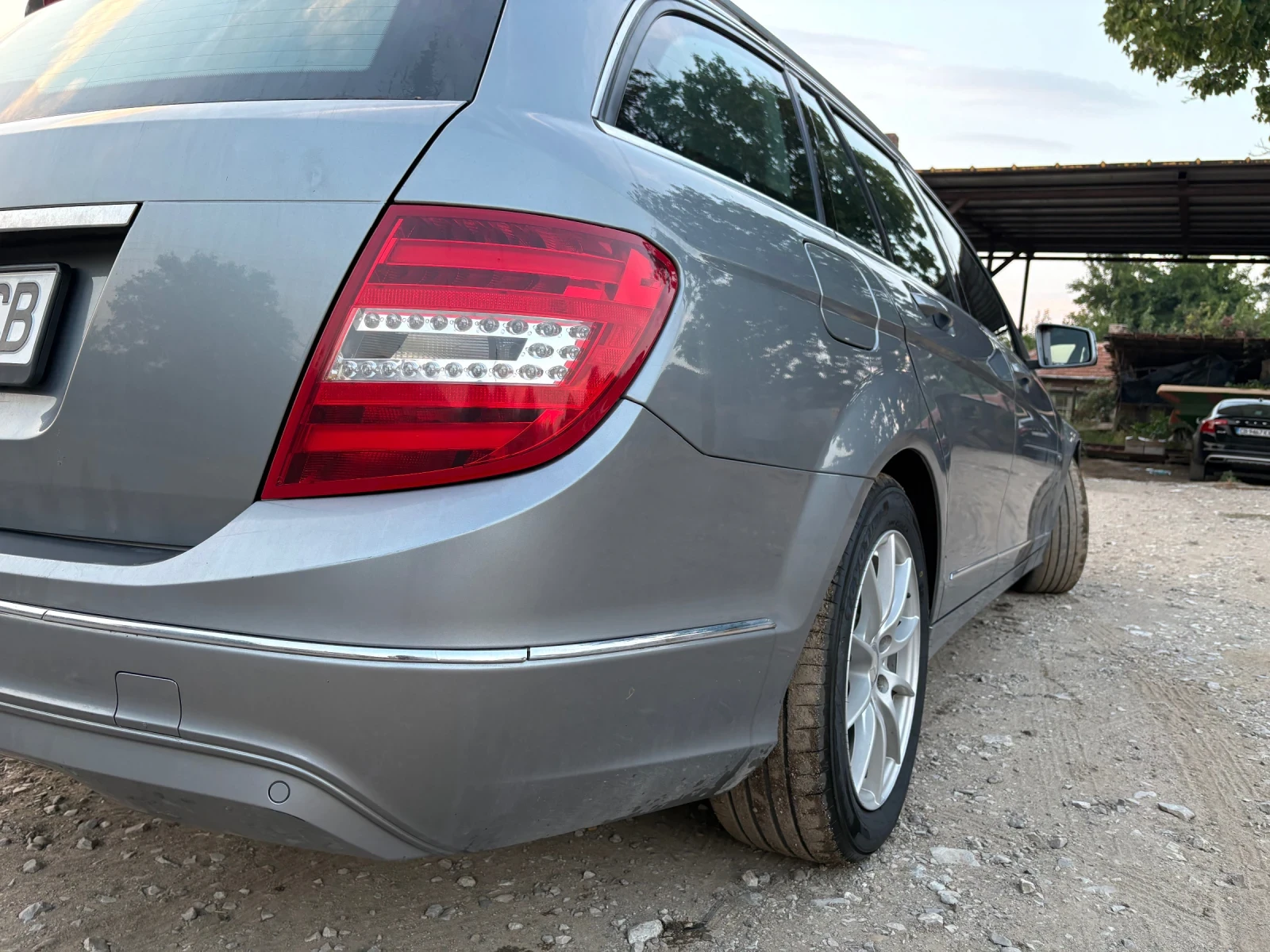 Mercedes-Benz C 220 Avangard, снимка 9 - Автомобили и джипове - 55710301