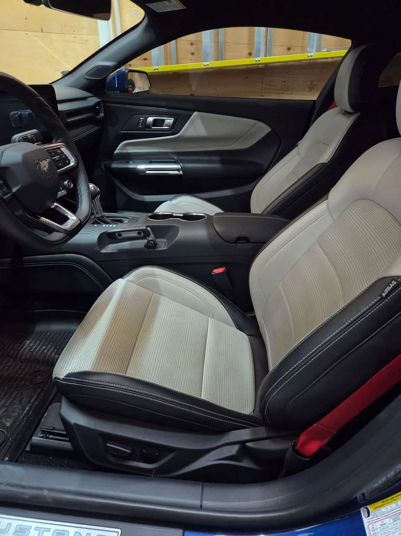 Ford Mustang * GT * АВТОКРЕДИТ БЕЗ ПЪРВОНАЧАЛНА ВНОСКА* , снимка 6 - Автомобили и джипове - 55721917