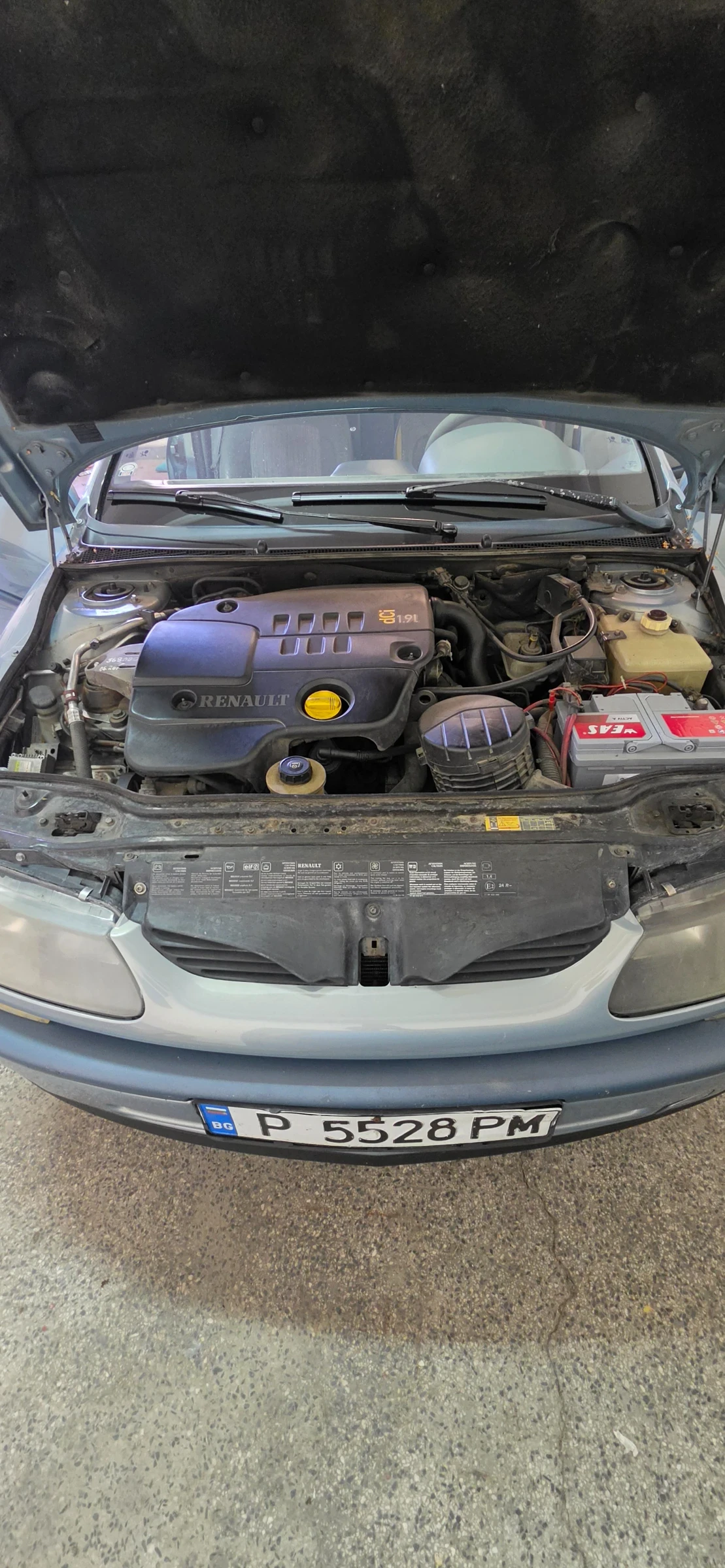 Renault Laguna, снимка 5 - Автомобили и джипове - 55943835