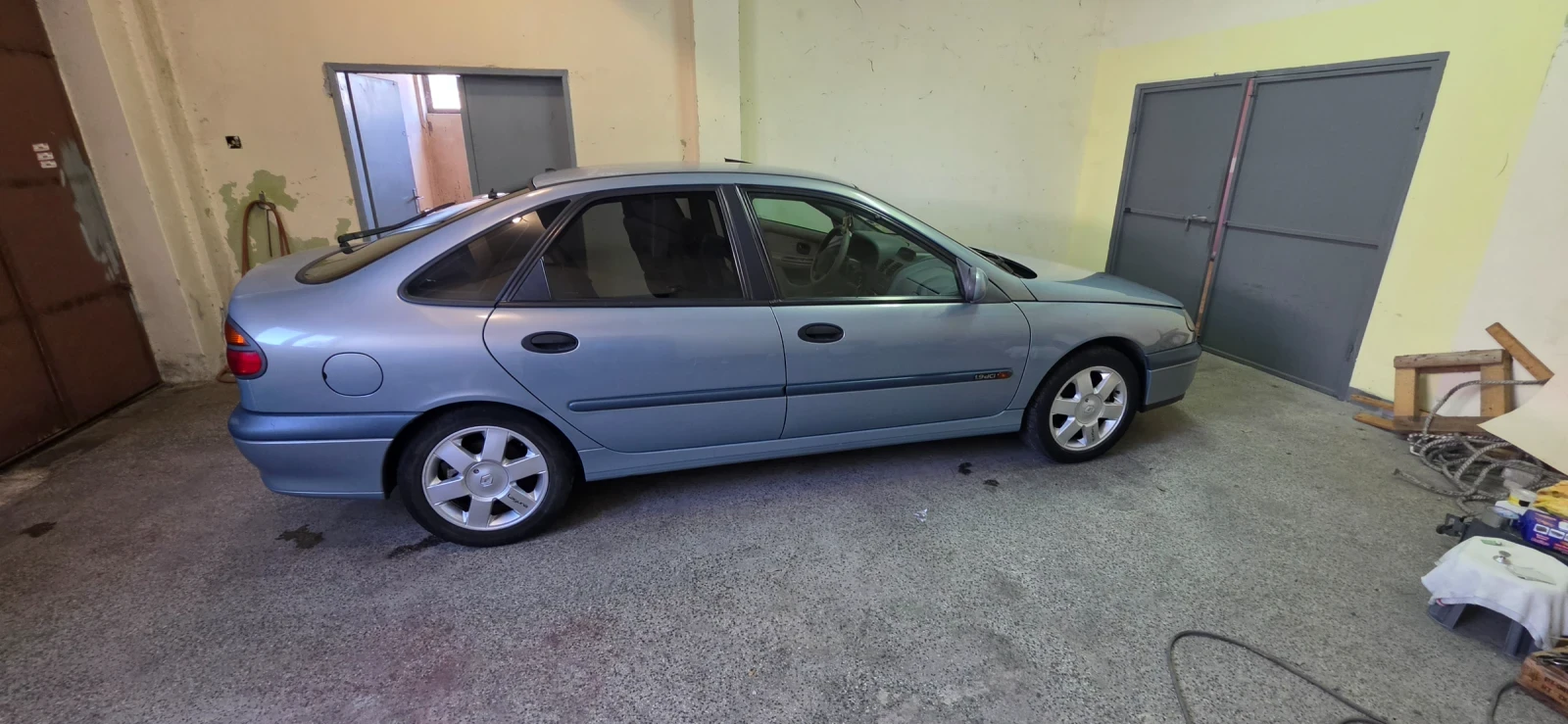 Renault Laguna, снимка 6 - Автомобили и джипове - 55943835