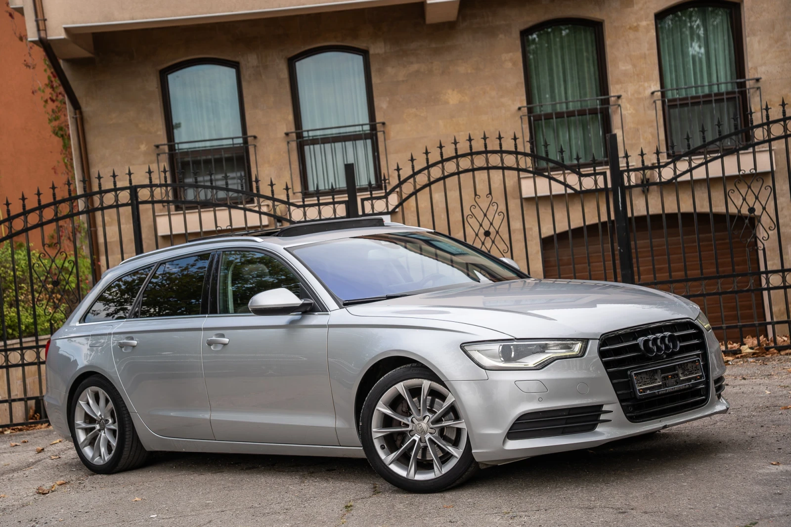 Audi A6 Quattro* Pano* Cam* Keyless, снимка 7 - Автомобили и джипове - 55954383