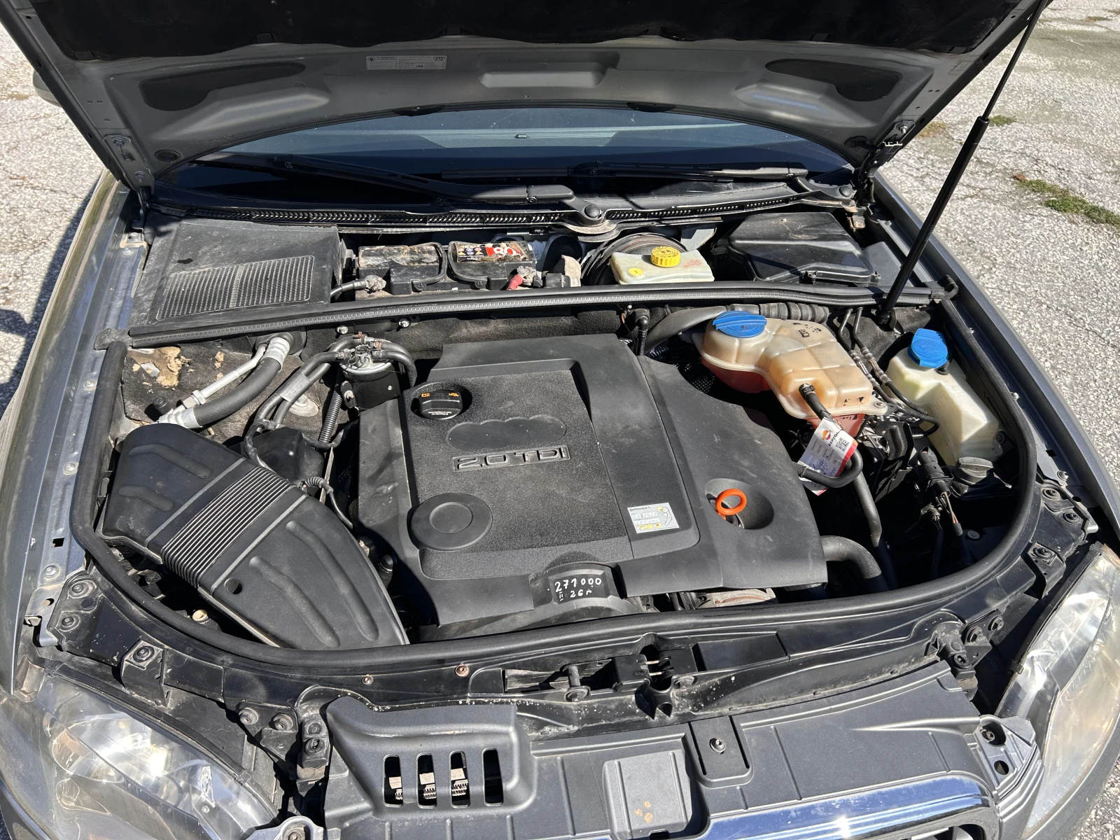 Audi A4, снимка 9 - Автомобили и джипове - 56051194