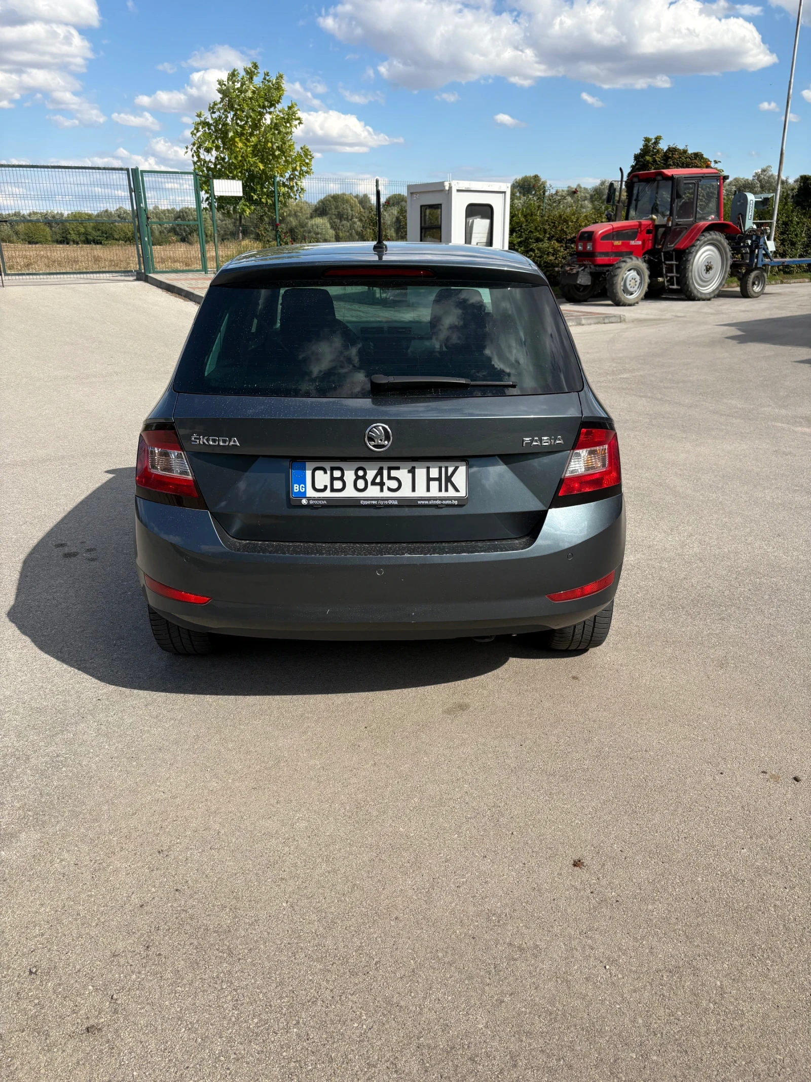 Skoda Fabia, снимка 4 - Автомобили и джипове - 56211780