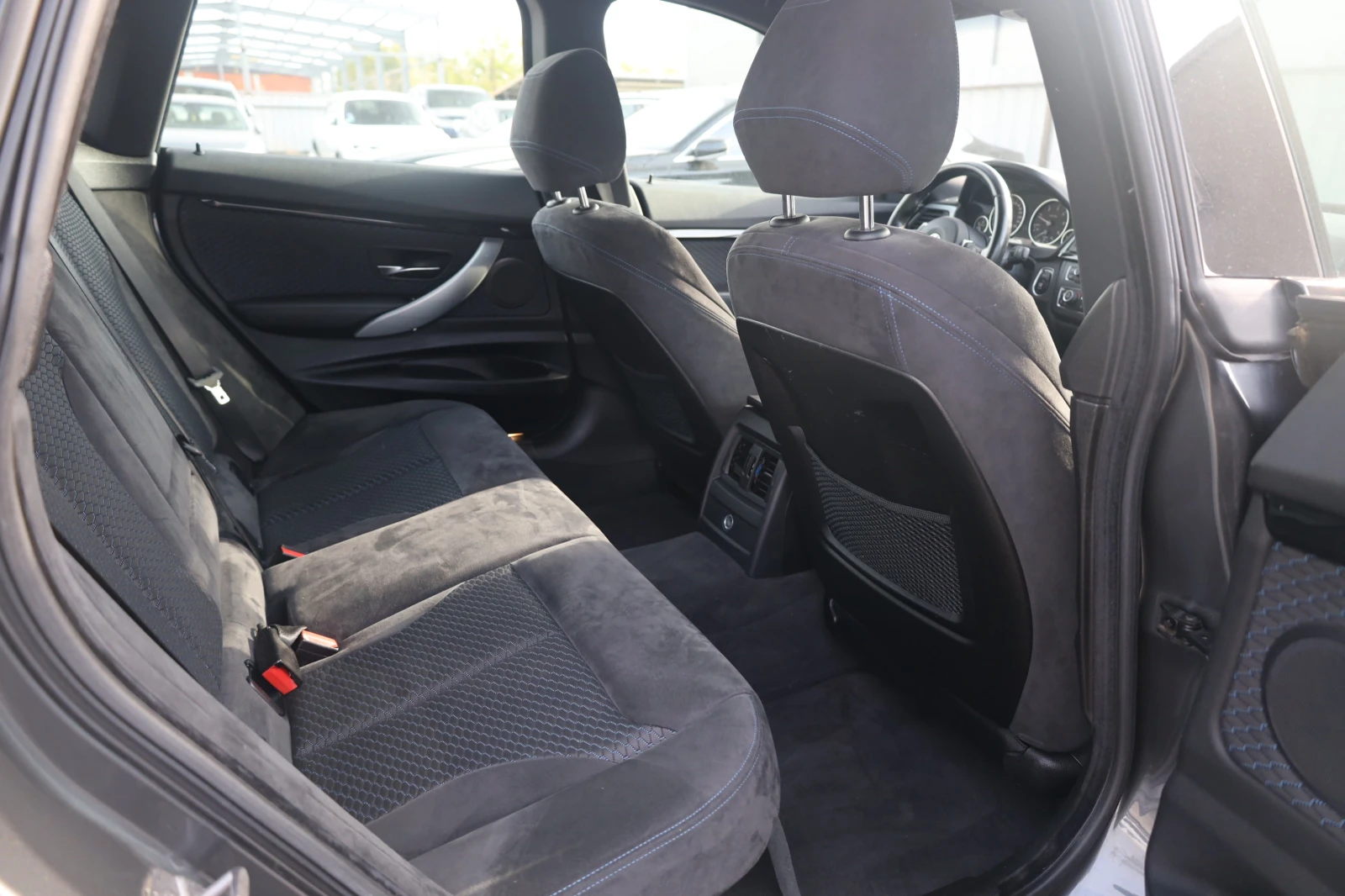 BMW 3gt 320d M xDrive KeyGO KAM SzH Alcantara MY15 #iCarbg | Mobile.bg � ����������� 9