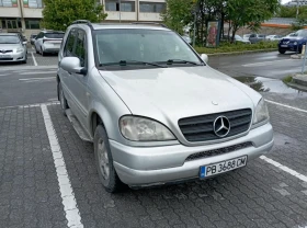  Mercedes-Benz ML 320