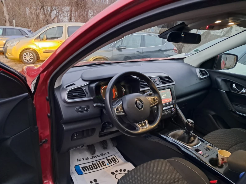 Renault Kadjar 1.5 dci 110ks. EURO6, снимка 14 - Автомобили и джипове - 48995296