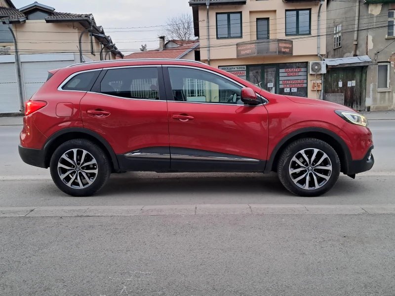 Renault Kadjar 1.5 dci 110ks. EURO6, снимка 2 - Автомобили и джипове - 48995296