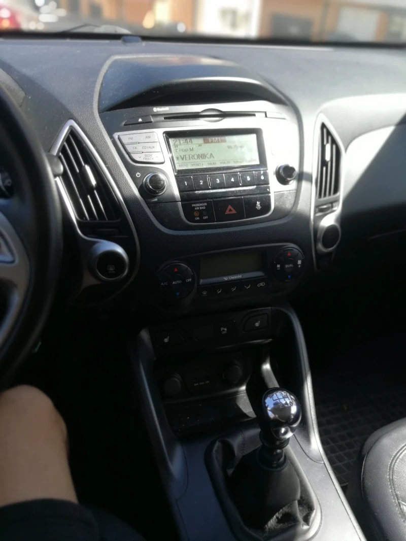 Hyundai IX35 1.7 crdi, снимка 2 - Автомобили и джипове - 52228617