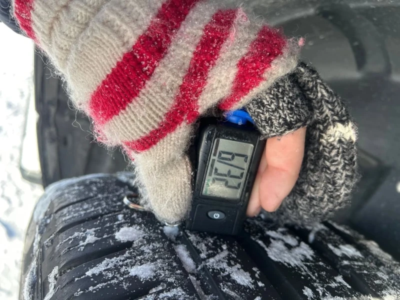 Dodge RAM 1500 * Sport 4x4 Crew Cab 5'7" Box * CARFAX * Б, снимка 11 - Автомобили и джипове - 53186825