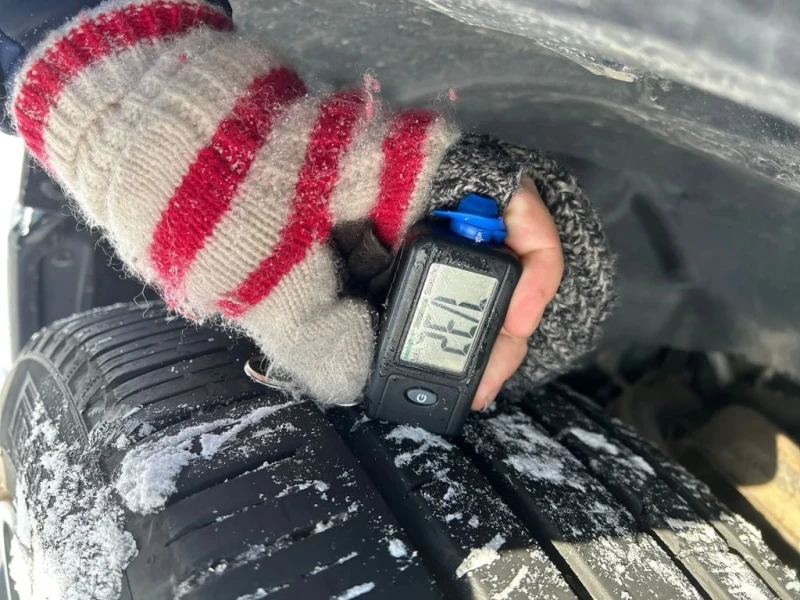 Dodge RAM 1500 * Sport 4x4 Crew Cab 5'7" Box * CARFAX * Б, снимка 10 - Автомобили и джипове - 53186825