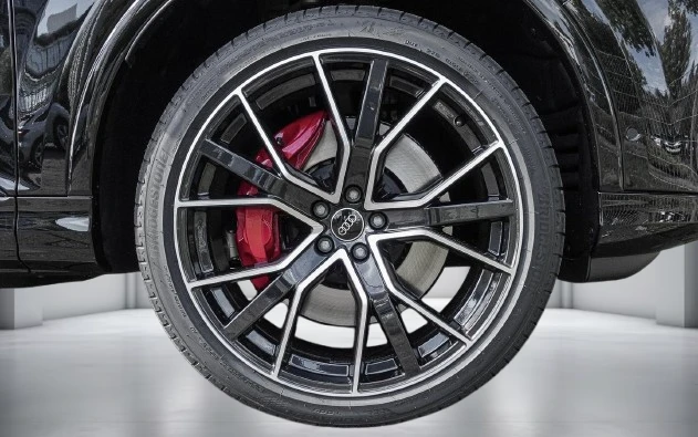 Audi Q7 55 TFSIe Quattro S-line = NEW = Гаранция - изображение 3