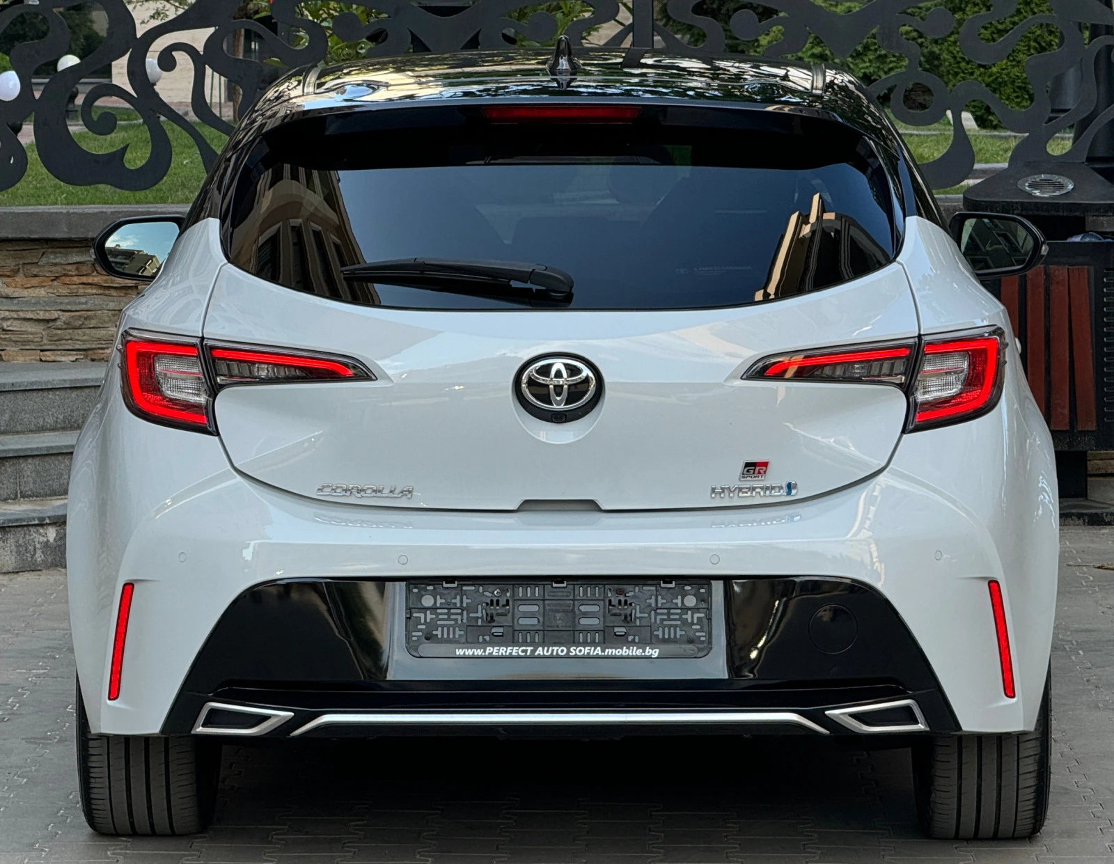 Toyota Corolla 2.0GR-HYBRID-KEYLESS GO-ПОДГРЕВ-КАМЕРА-УНИКАT-FULL - изображение 4