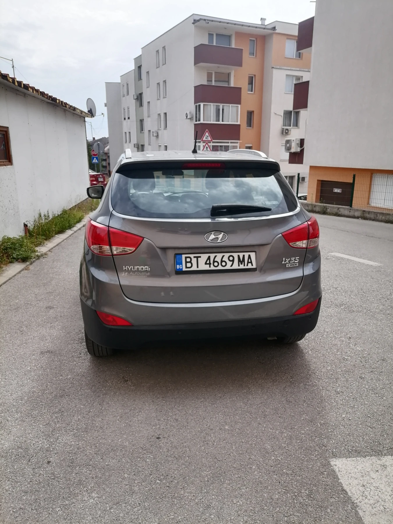 Hyundai IX35 1.7 crdi, снимка 4 - Автомобили и джипове - 54537976