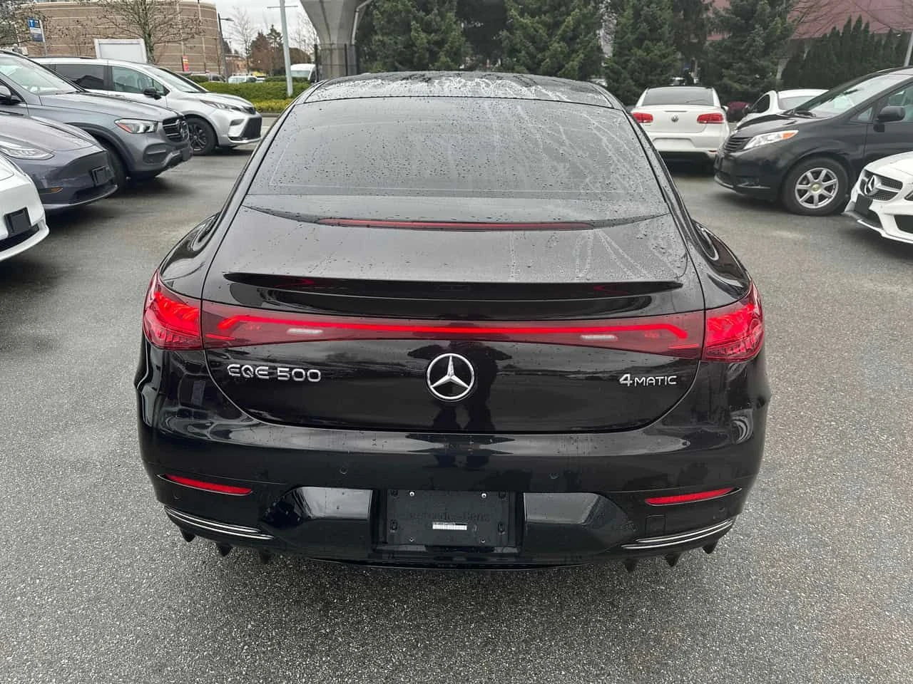 Mercedes-Benz EQE 500 4MATIC Sedan/ОБДУХВАНЕ/HUD/360/AMBIENT/DIS, снимка 5 - Автомобили и джипове - 53925415