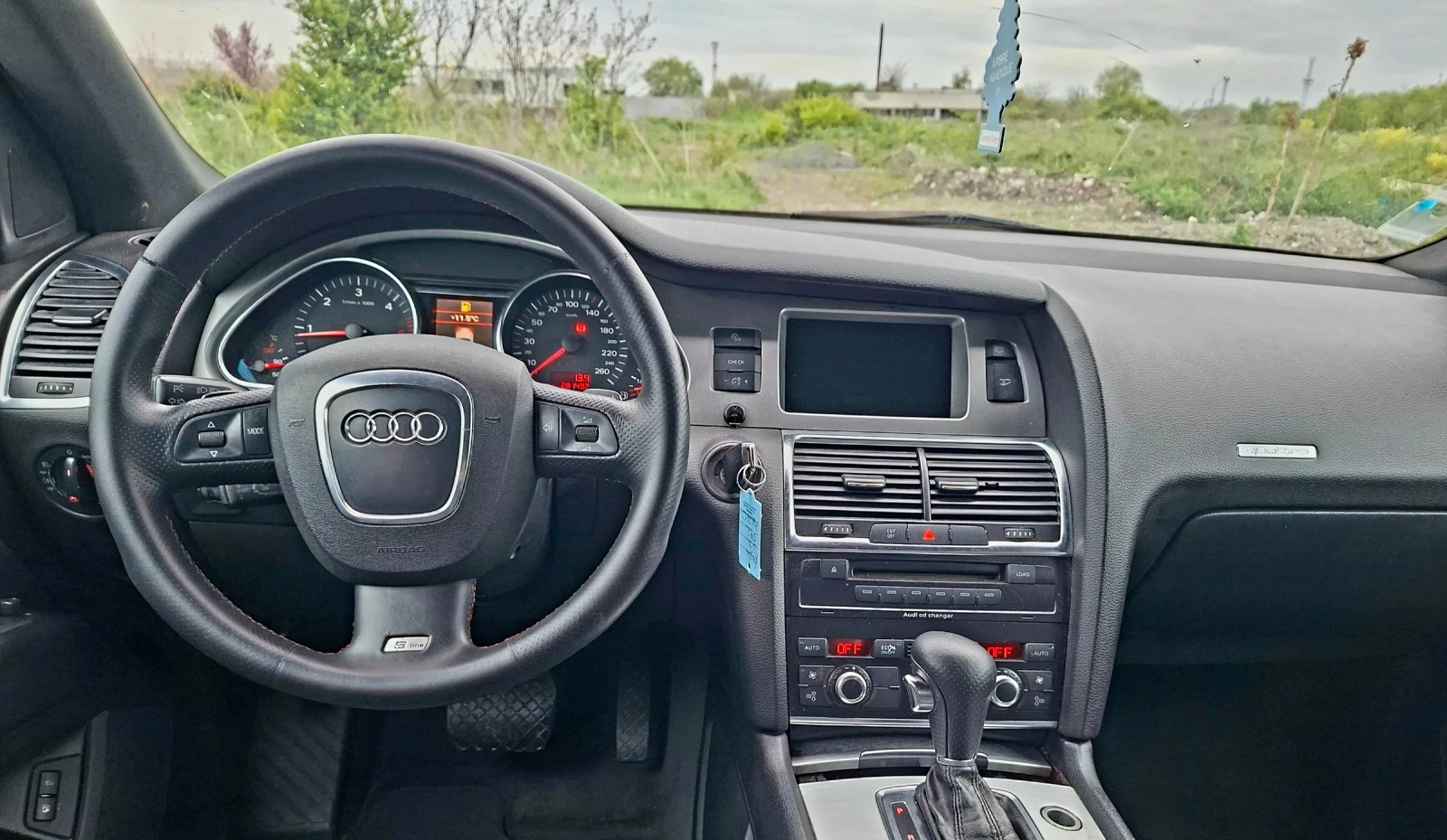 Audi Q7 3.0TDI  S-LINE  7Места , снимка 12 - Автомобили и джипове - 54360586