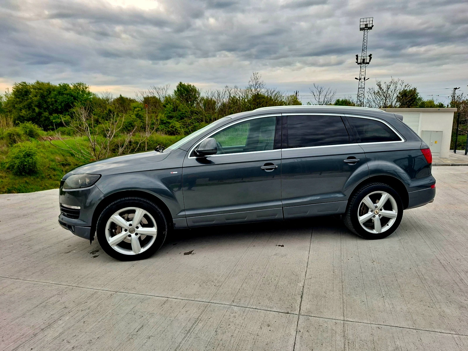 Audi Q7 3.0TDI  S-LINE  7Места , снимка 4 - Автомобили и джипове - 54360586