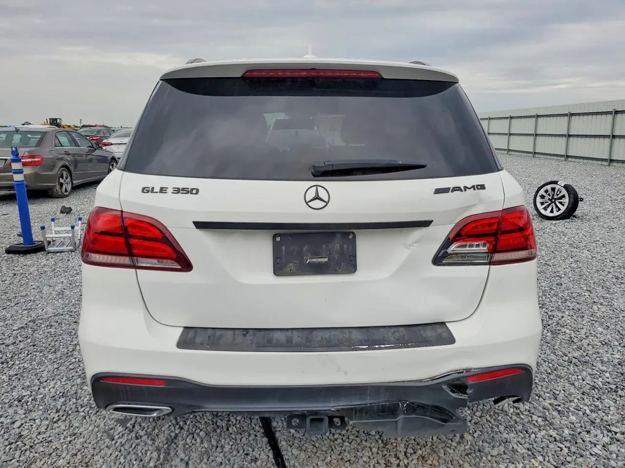 Mercedes-Benz GLE 350, снимка 6 - Автомобили и джипове - 54414593