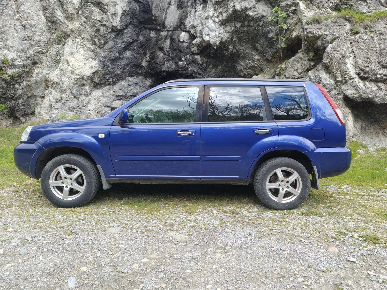 Nissan X-trail 2.2 136, снимка 3 - Автомобили и джипове - 54543518