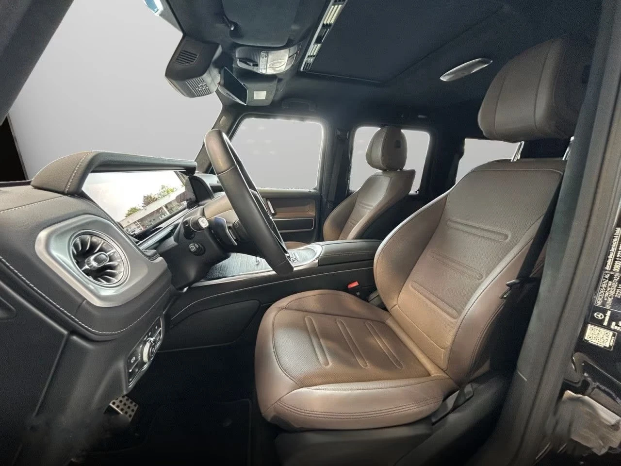 Mercedes-Benz G 450 d / 4 MATIC / EXCLUSIVE / BURM / PANO / 360 / , снимка 10 - Автомобили и джипове - 55170917