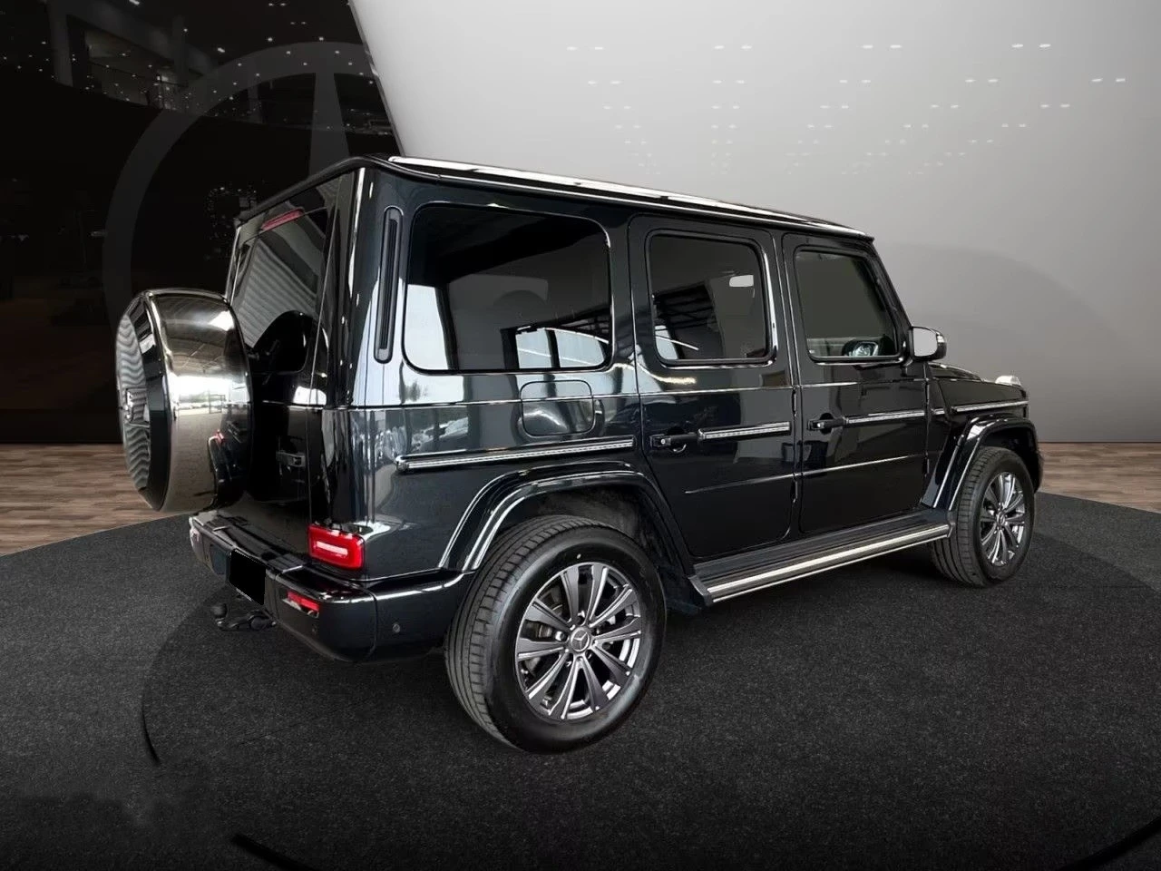 Mercedes-Benz G 450 d / 4 MATIC / EXCLUSIVE / BURM / PANO / 360 / , снимка 4 - Автомобили и джипове - 55170917