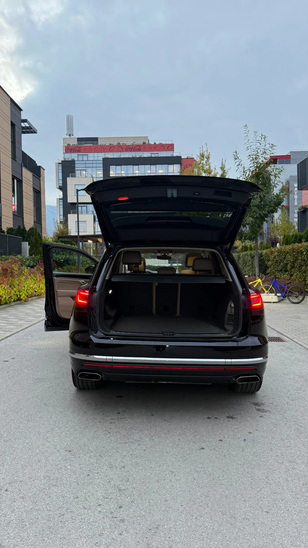 VW Touareg, снимка 15 - Автомобили и джипове - 55877694