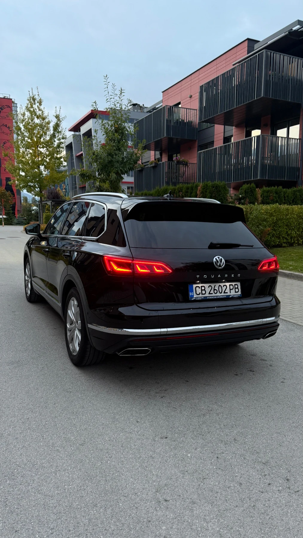 VW Touareg, снимка 8 - Автомобили и джипове - 55877694