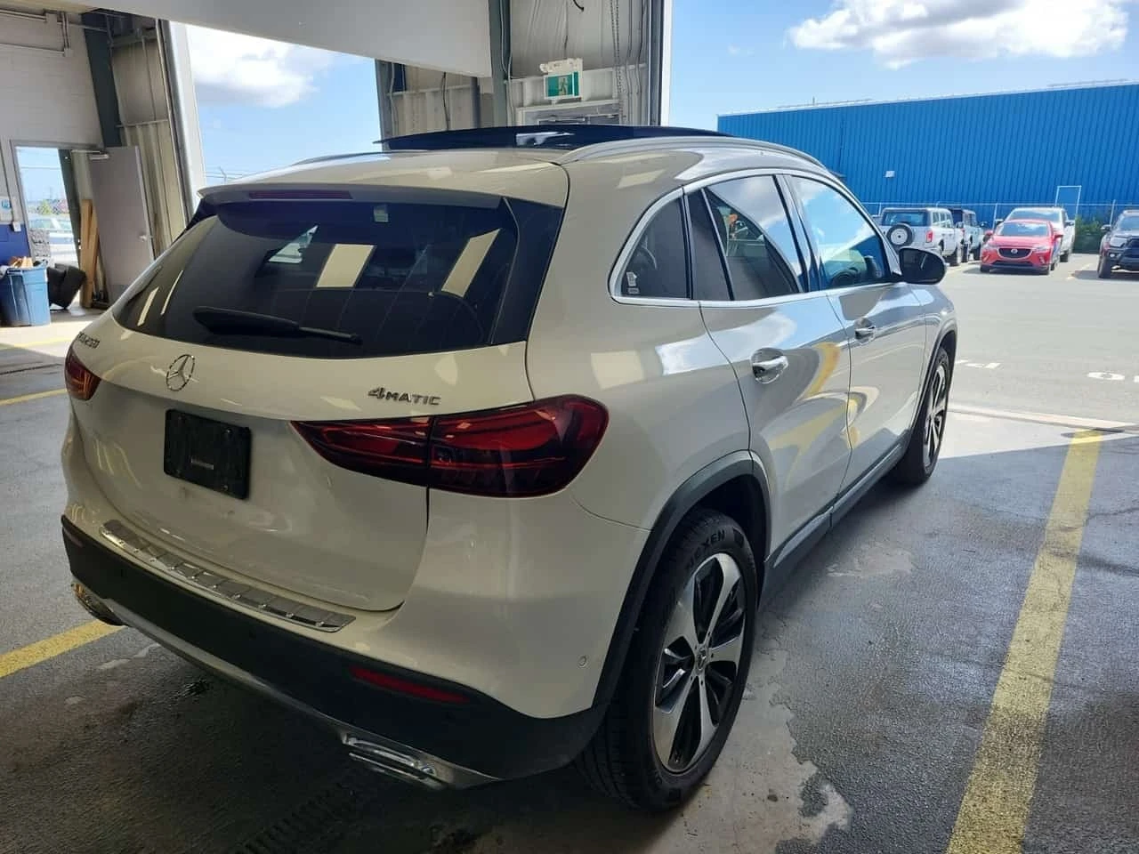 Mercedes-Benz GLA * 4matic Suv 250 * CARFAX * , снимка 2 - Автомобили и джипове - 56300918