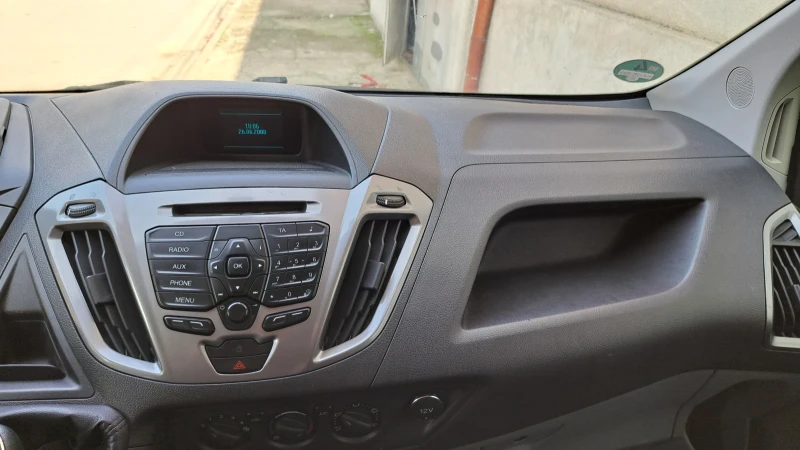 Ford Transit, снимка 4 - Бусове и автобуси - 52295697