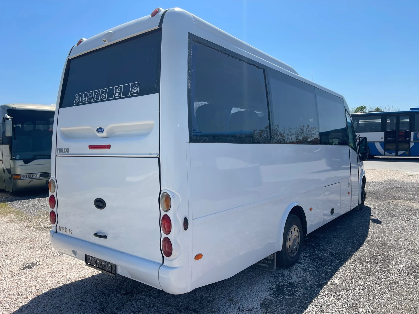 Iveco Daily 65C 23 места големи багажници - изображение 4