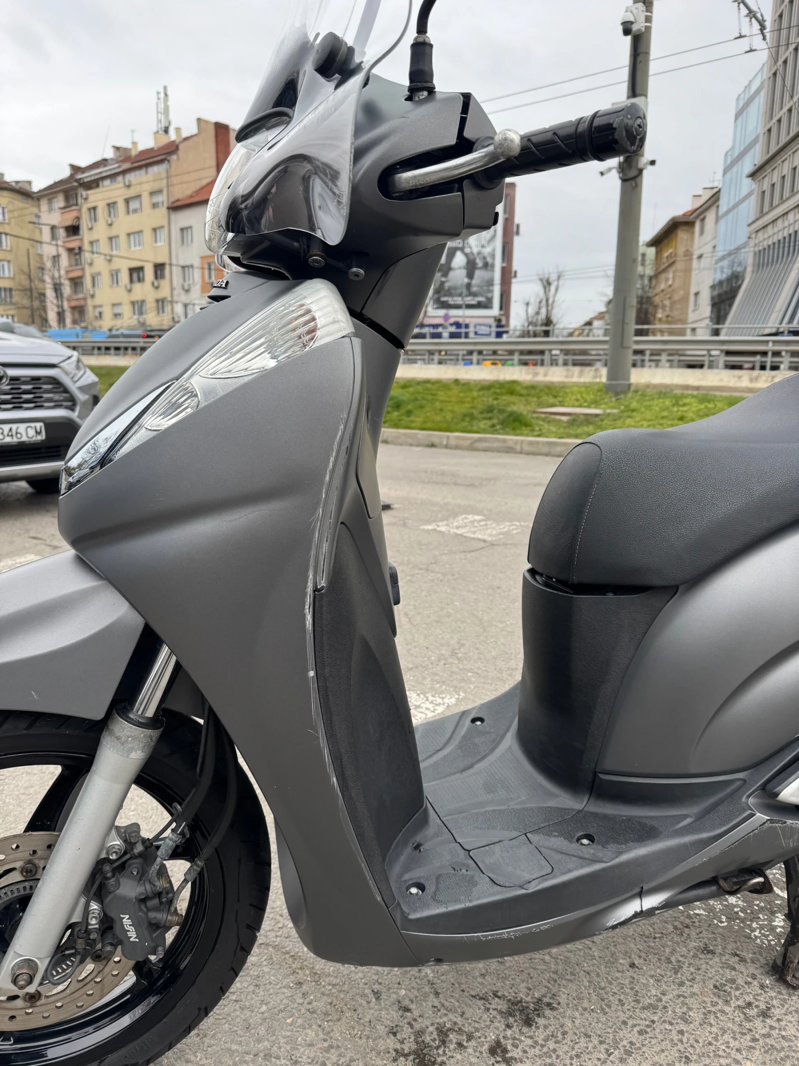 Honda Sh 300i ABS, снимка 6 - Мотоциклети и мототехника - 53897945