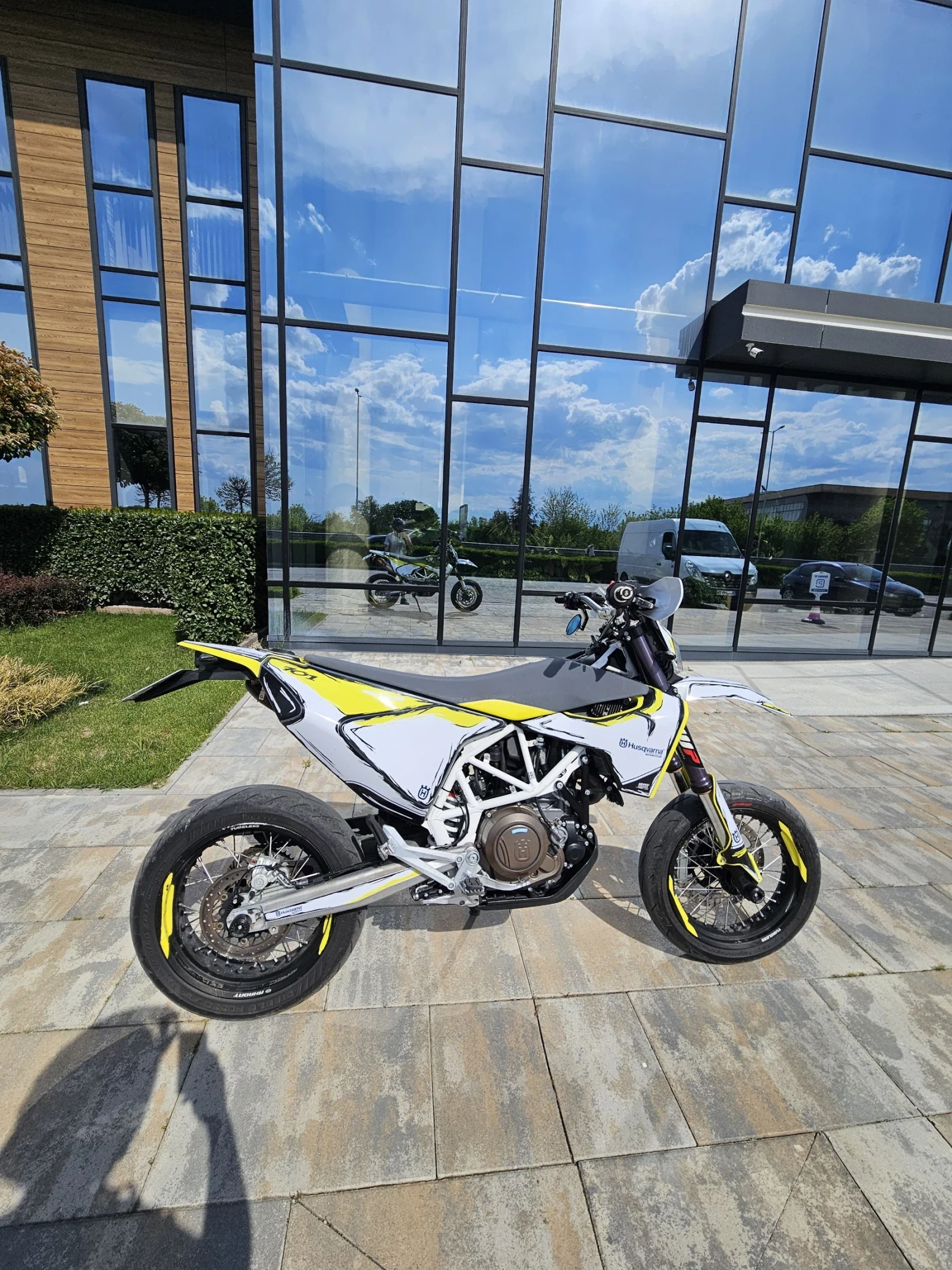 Husqvarna SM 701, снимка 3 - Мотоциклети и мототехника - 55439187