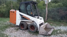 Мини челни товарачи Bobcat 453, снимка 1