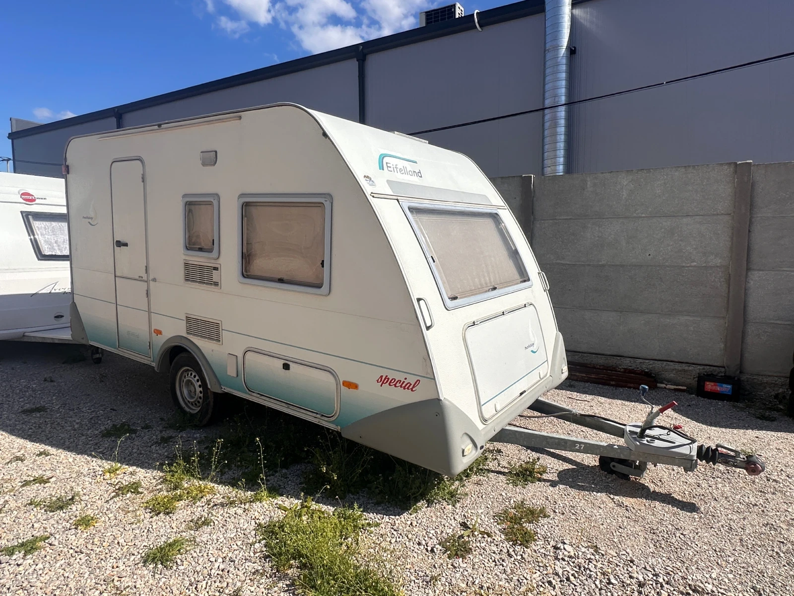 Каравана Eifelland E400 4.30 M - изображение 4