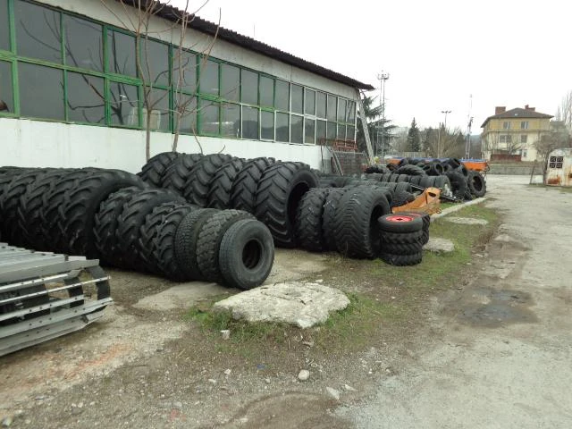 Гуми Всесезонни 225/55R16, снимка 16 - Гуми и джанти - 9721945