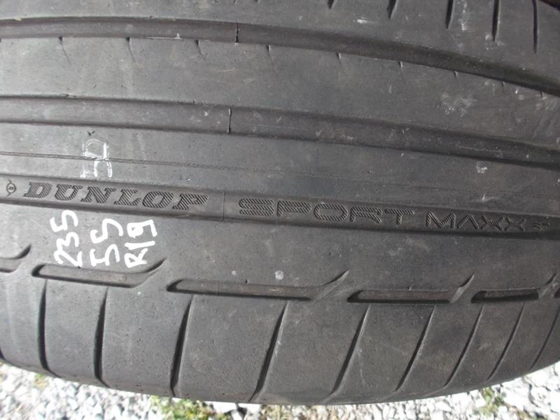 Гуми Летни 235/55R19, снимка 4 - Гуми и джанти - 21377019