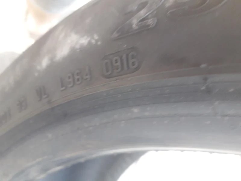 Гуми Летни 255/40R19, снимка 12 - Гуми и джанти - 25880579