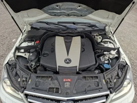 Mercedes-Benz C 300 AMG 4MATIC/V6/FULL/КОЖА/ЛЮК/, снимка 17