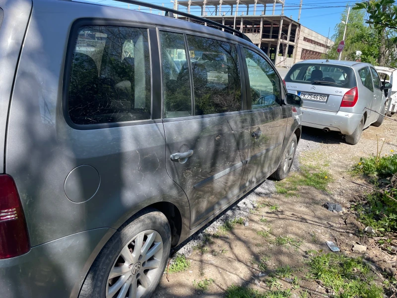 VW Touran 1.9TDI 105 тип на мотора BLS На части, снимка 8 - Автомобили и джипове - 14493535