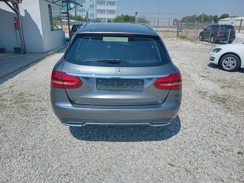 Mercedes-Benz C 200 Автоматик.евро6в навигация , снимка 4 - Автомобили и джипове - 46286394