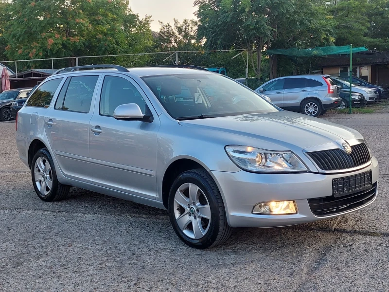 Skoda Octavia 1.6TDI 105hp * EURO 5 * КЛИМАТИК * , снимка 5 - Автомобили и джипове - 47136459