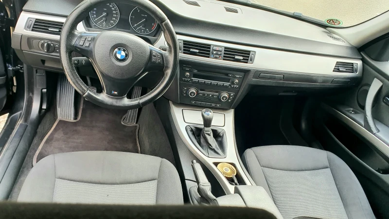 BMW 320, снимка 10 - Автомобили и джипове - 47545649