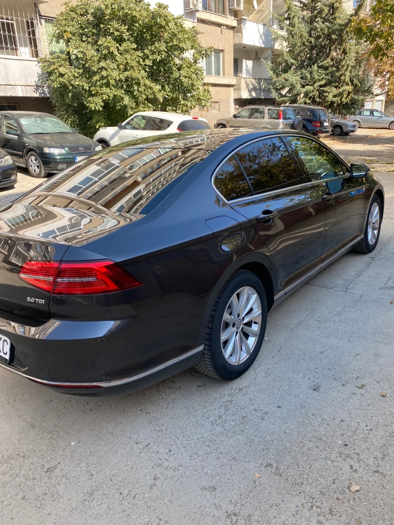 VW Passat, снимка 5 - Автомобили и джипове - 47759547