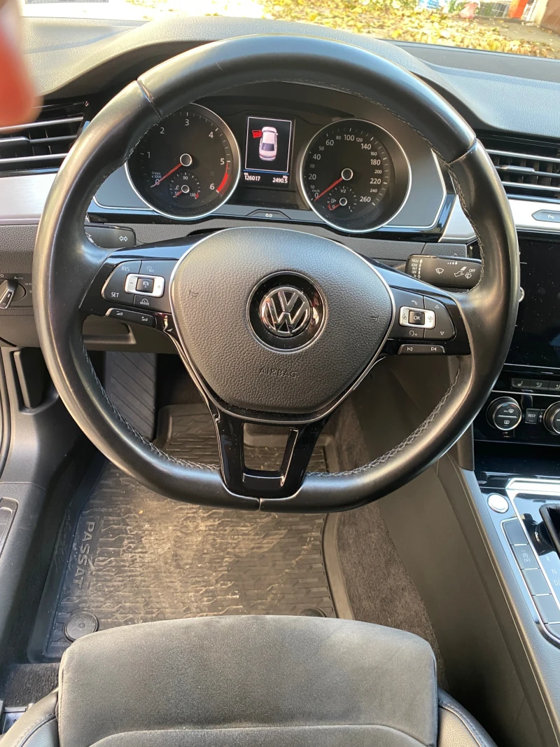 VW Passat, снимка 7 - Автомобили и джипове - 47759547